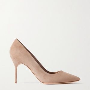 Manolo Blahnik Nude Pumps
